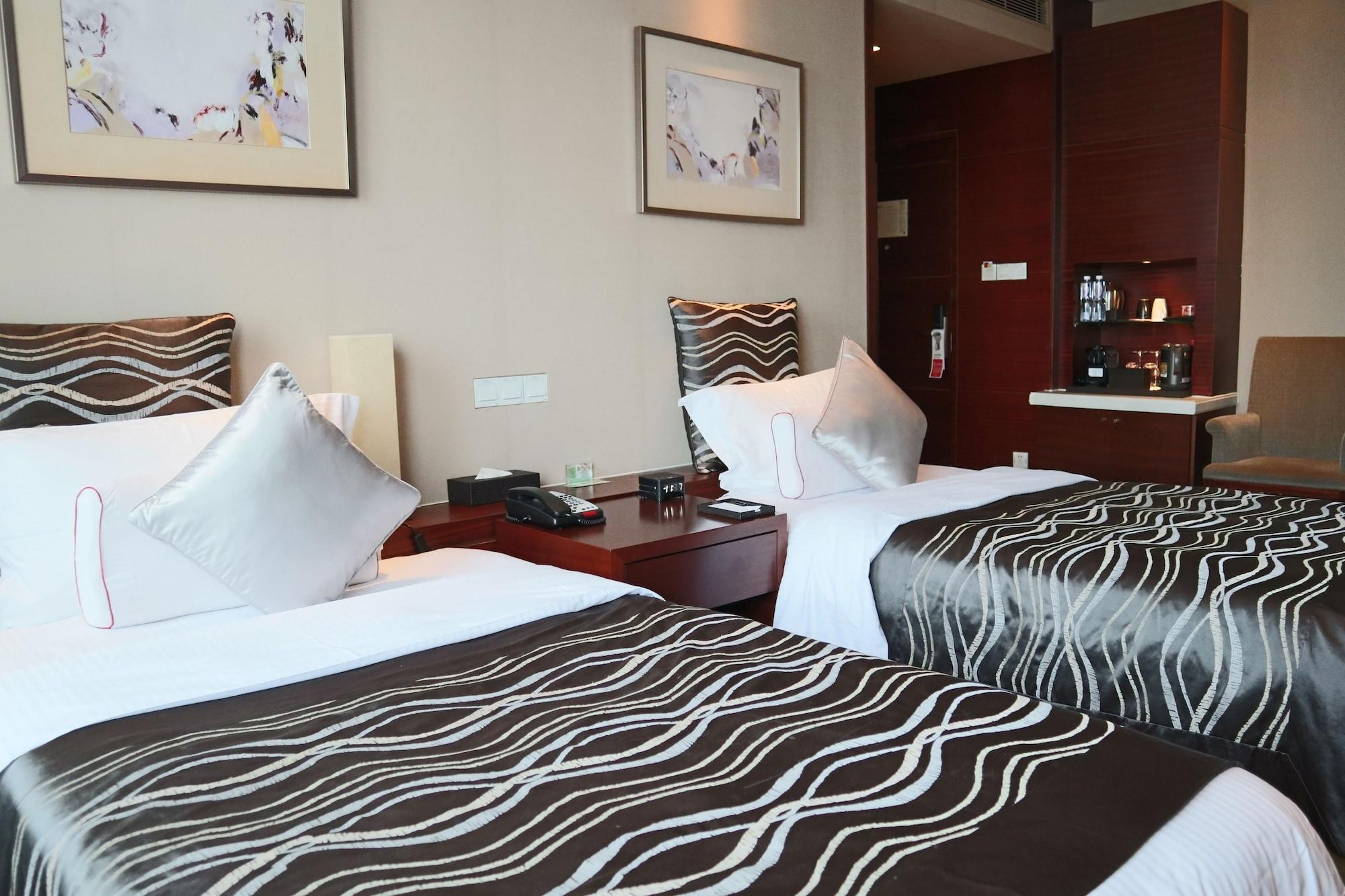 Ramada Plaza By Wyndham Shanghai Caohejing Hotel Exterior photo
