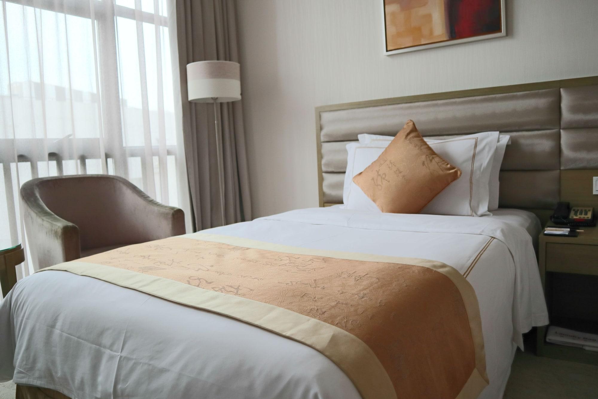 Ramada Plaza By Wyndham Shanghai Caohejing Hotel Exterior photo